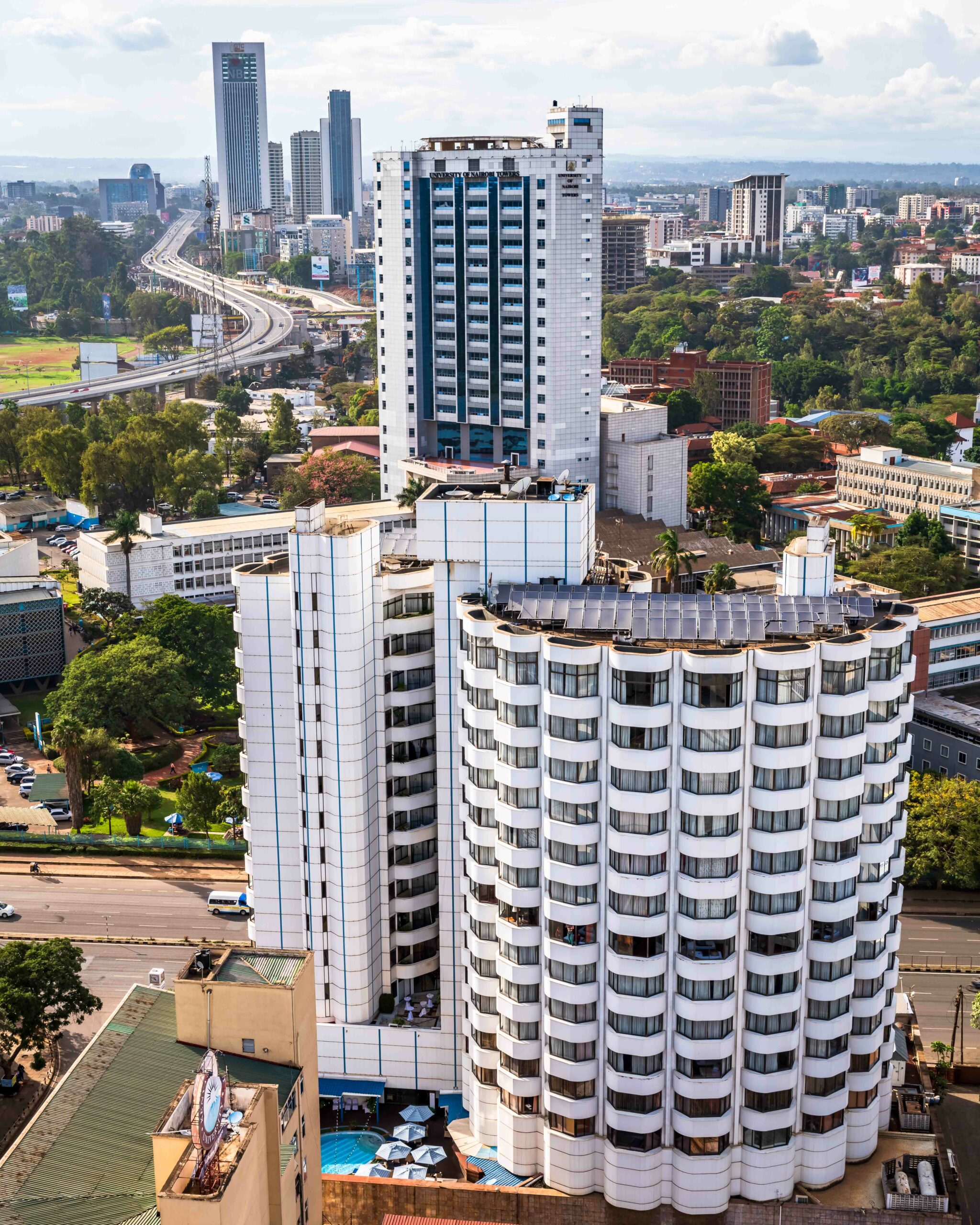 hazina-business-center-1718-HDR